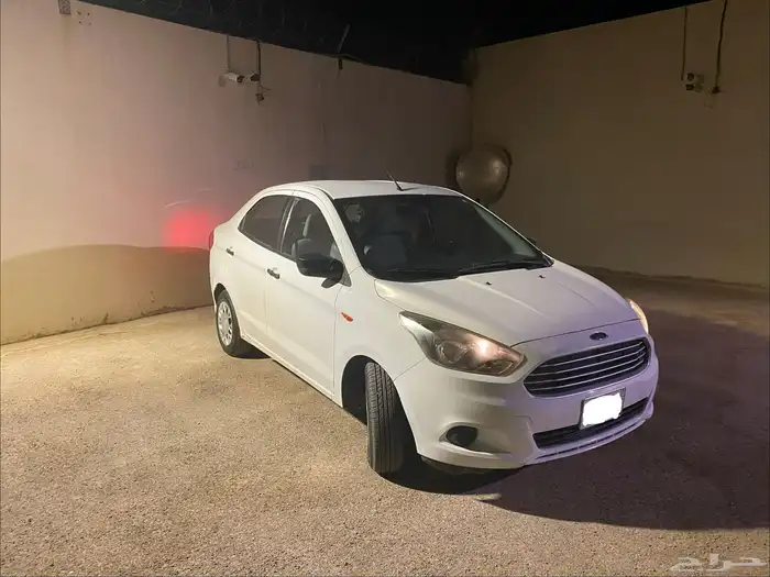 فورد فيجو 2018 بحالة ممتازة 14