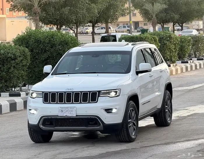 جيب شروكي موديل 2021 لميتد 1