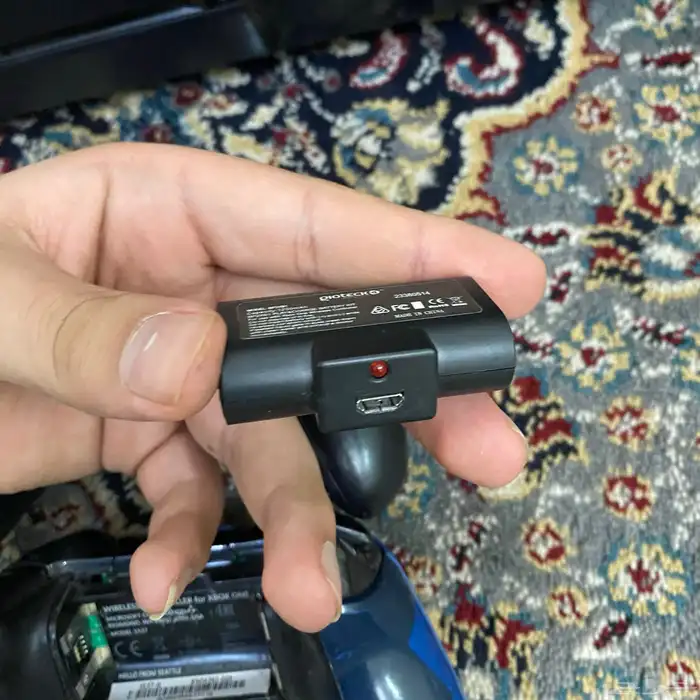اكس بوكس وان نضيف مع جميع ملحقات 7