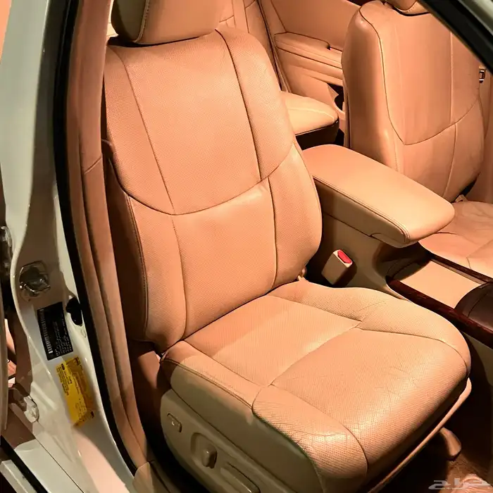 تويوتا أفالون 22