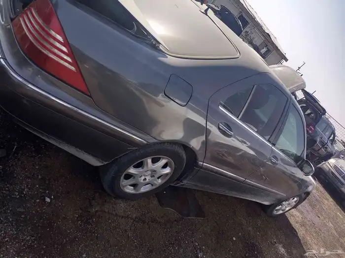 تشليح قطع غيار مرسيدس فياجره مديل 2004 4