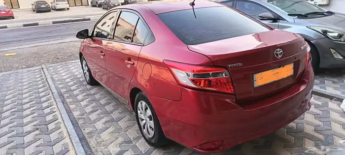 للبيع يارس موديل 2014 المالك الاول ماشي 393الف فحص واستماره 3
