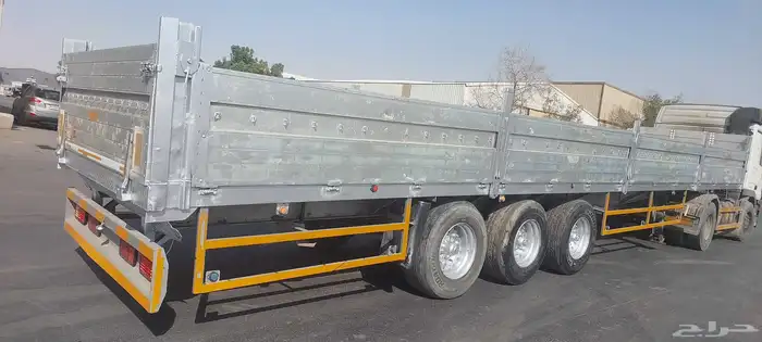 سطحه أوربي ثلاث محاور جوانب 4