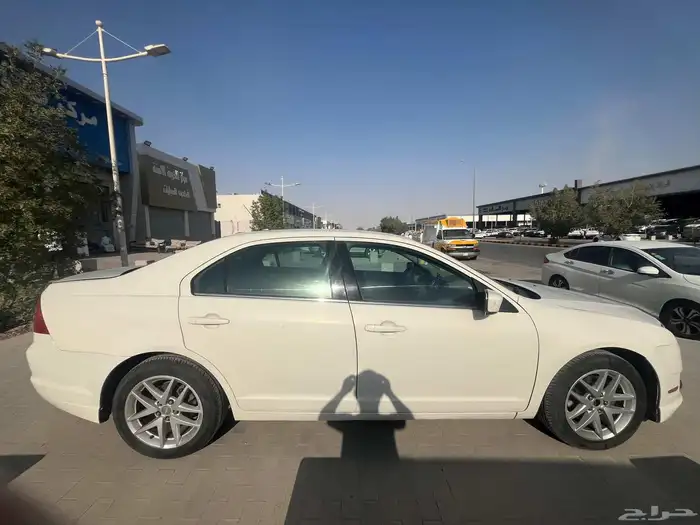 FORD FUSION 2010 4