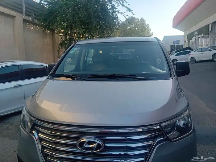 سياره استاركس للبيع 0