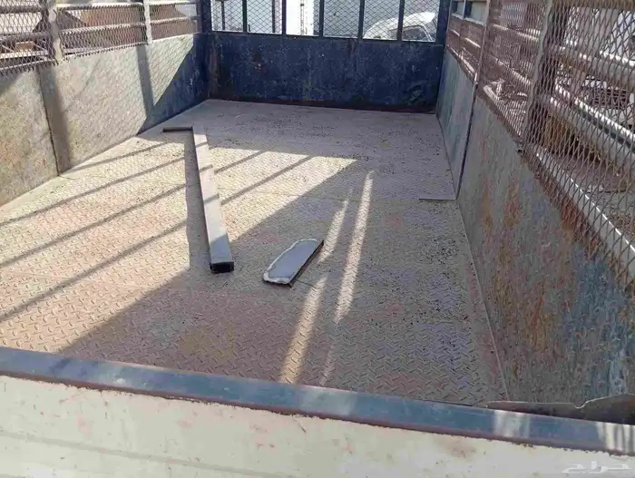 صندوى ايسوزو 4.5 215 1