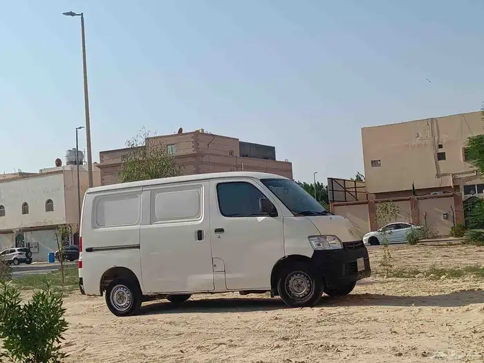 ديهاتسو فان بضاعه مديل 2013 الموقع  الدمام 2
