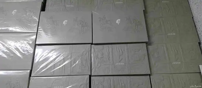 متوفر لدينا عطورات عساف الأصلي بسعر الجملة وهرش لهب 9
