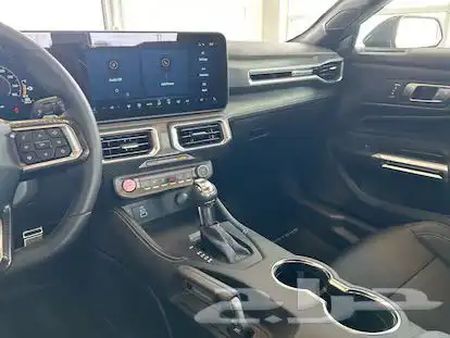 Ford Mustang GT Premium 2025 جديد فل كامل 9