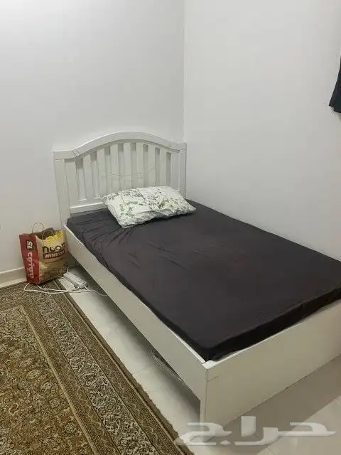 غرفة للبيع ومجلس ودولاب مطبخ 1