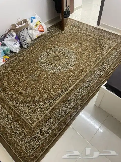 غرفة للبيع ومجلس ودولاب مطبخ 2