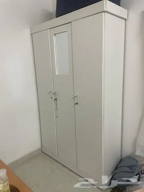 غرفة للبيع ومجلس ودولاب مطبخ 0
