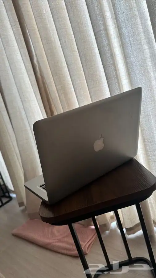 لابتوب ماك بوك ابل 2
