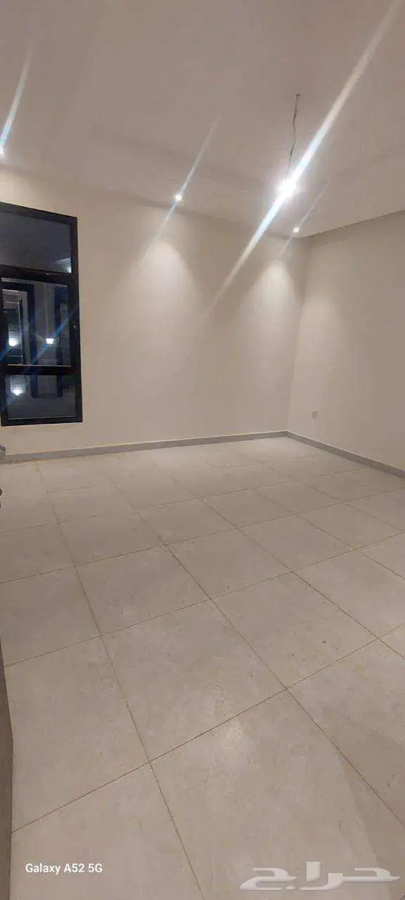 شقة جديدة بحي الواحة سندس 4 غرف 6