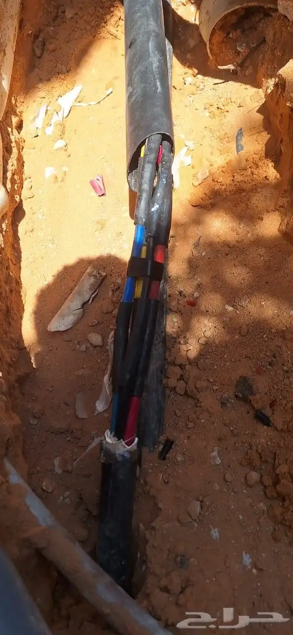 جهاز كشف اعطال الكابلات الكهربائيه تحت الارض فحص كيبل الكهرب 2