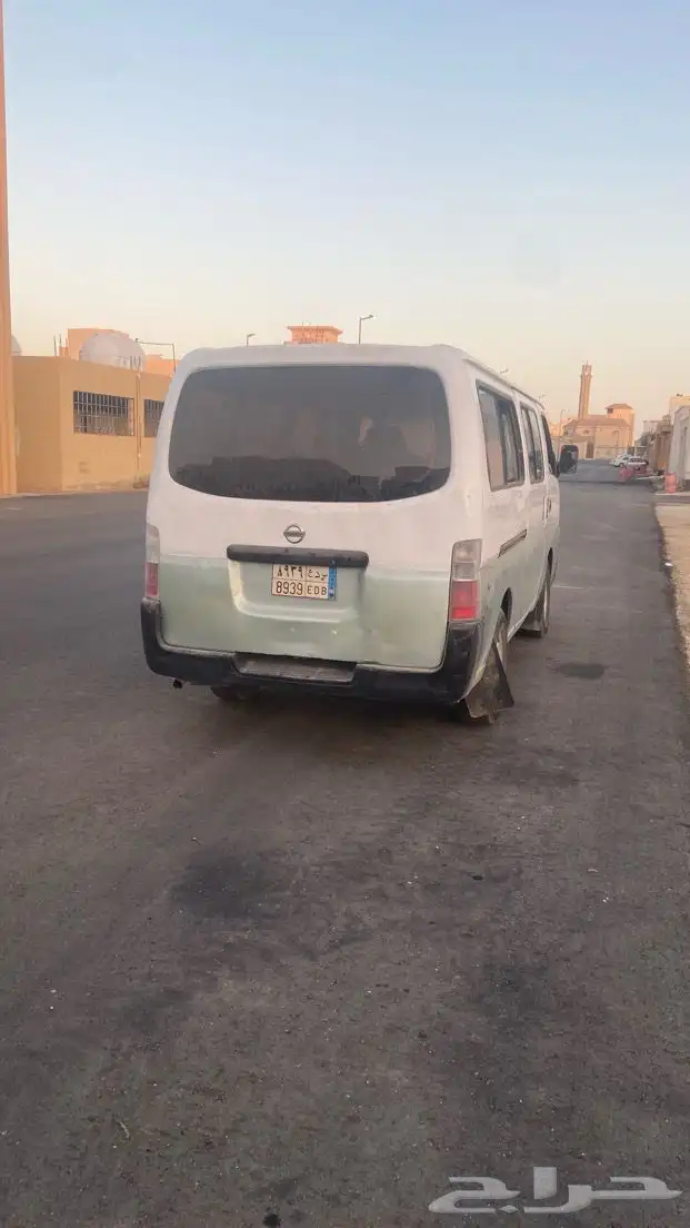 باص نيسان 2005 7