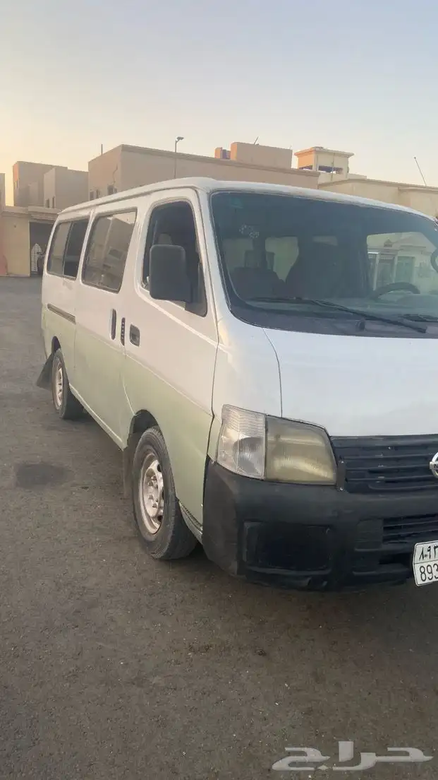 باص نيسان 2005 0