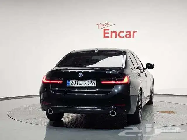 بي ام 320I موديل 2023 -- BMW320I 3