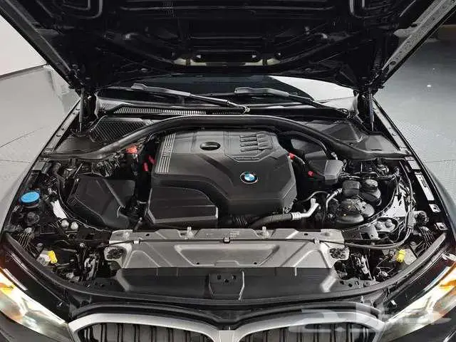 بي ام 320I موديل 2023 -- BMW320I 7