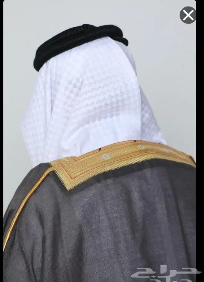البشت  ثوب تقليدي راق  وفخم  يرتديه الرجال في المناسبات الرس 0