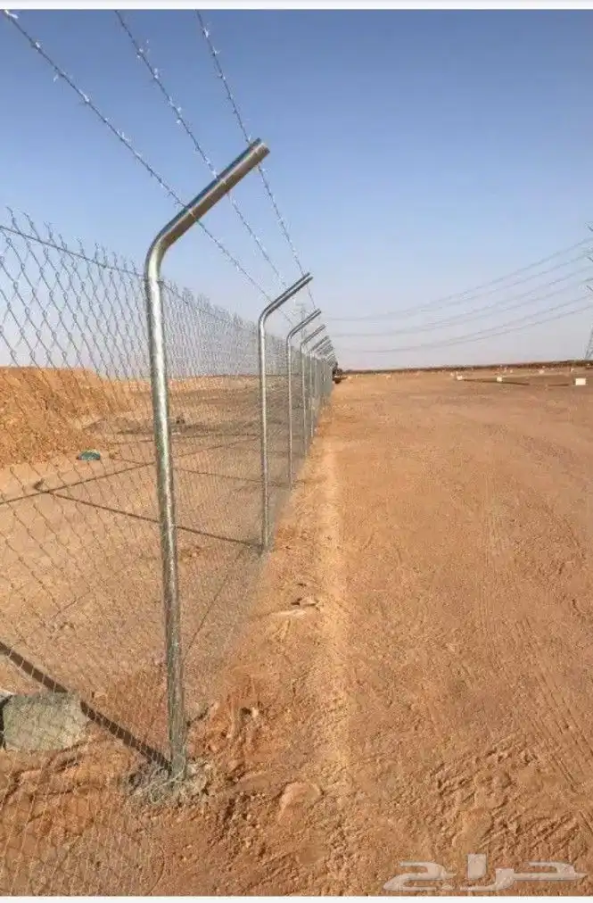 مقاولين جميع الاعمال العامه شبوك مزارع وهناقر ومظلات وسواتر 5