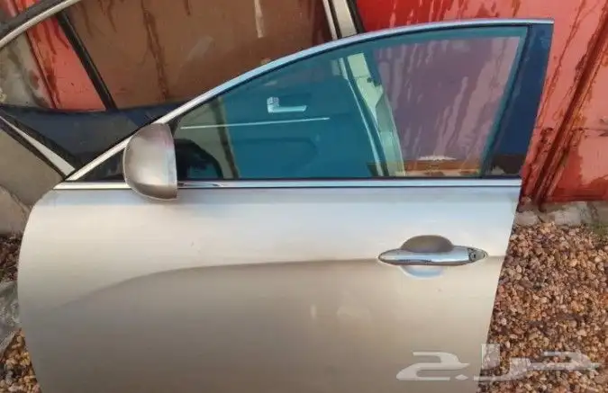 كيا كادنزا   للبيع قطع 2