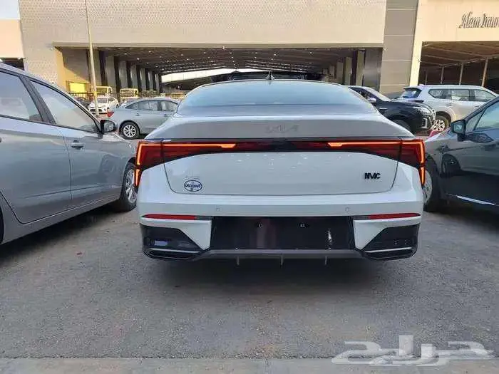 كيا K5 نص فل GLS 2026 3