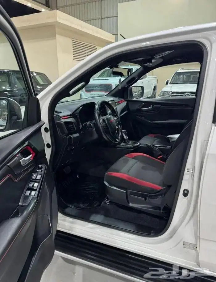 ايسوزو ديماكس GT 2022 6