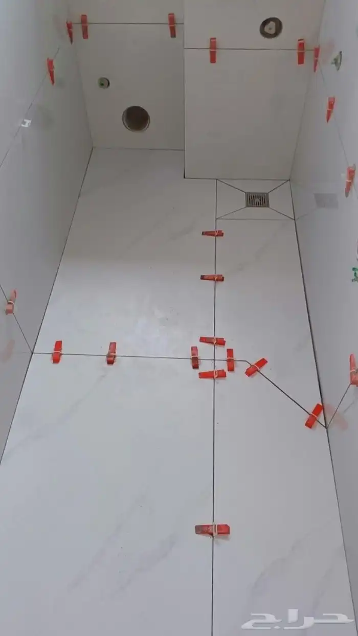 مبلط سراميك. رخام بورسلان بلاط باركيه تكسير تركيب ترميم حمام 0