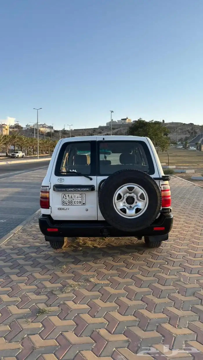 لاند كروزر جي اكس 2002 13