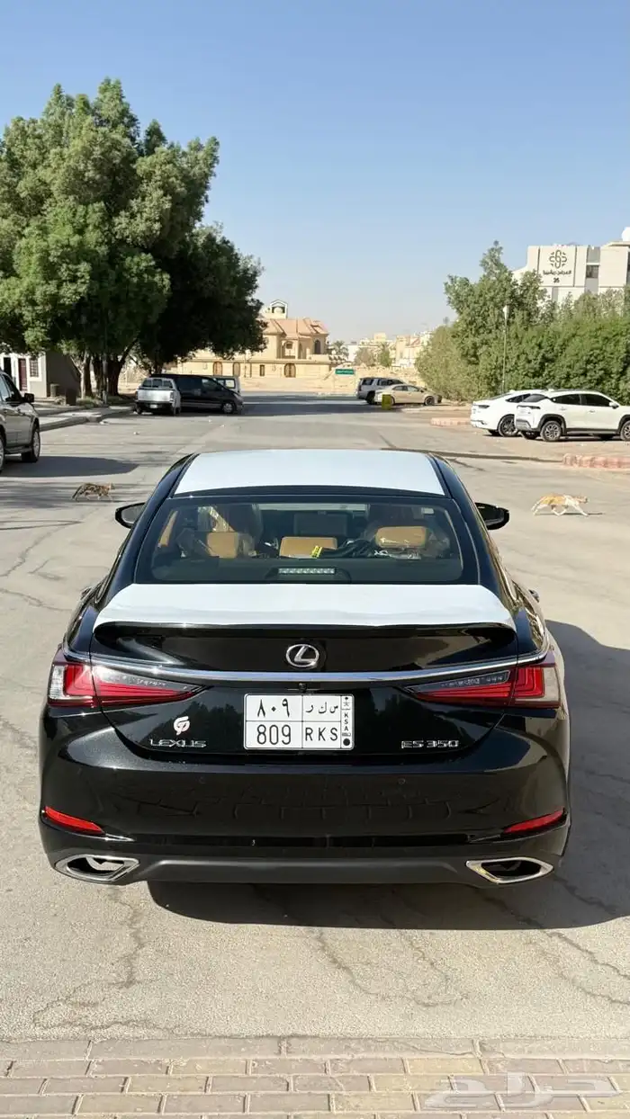 للبيع لكزس ES نظيف 3