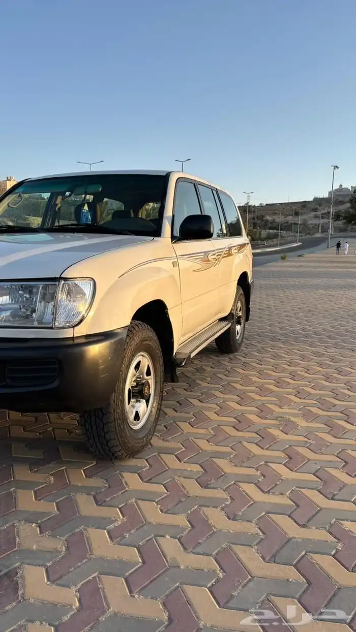 لاند كروزر جي اكس 2002 12