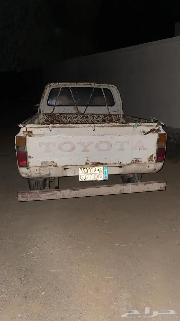 هايلكس مديل 82 3