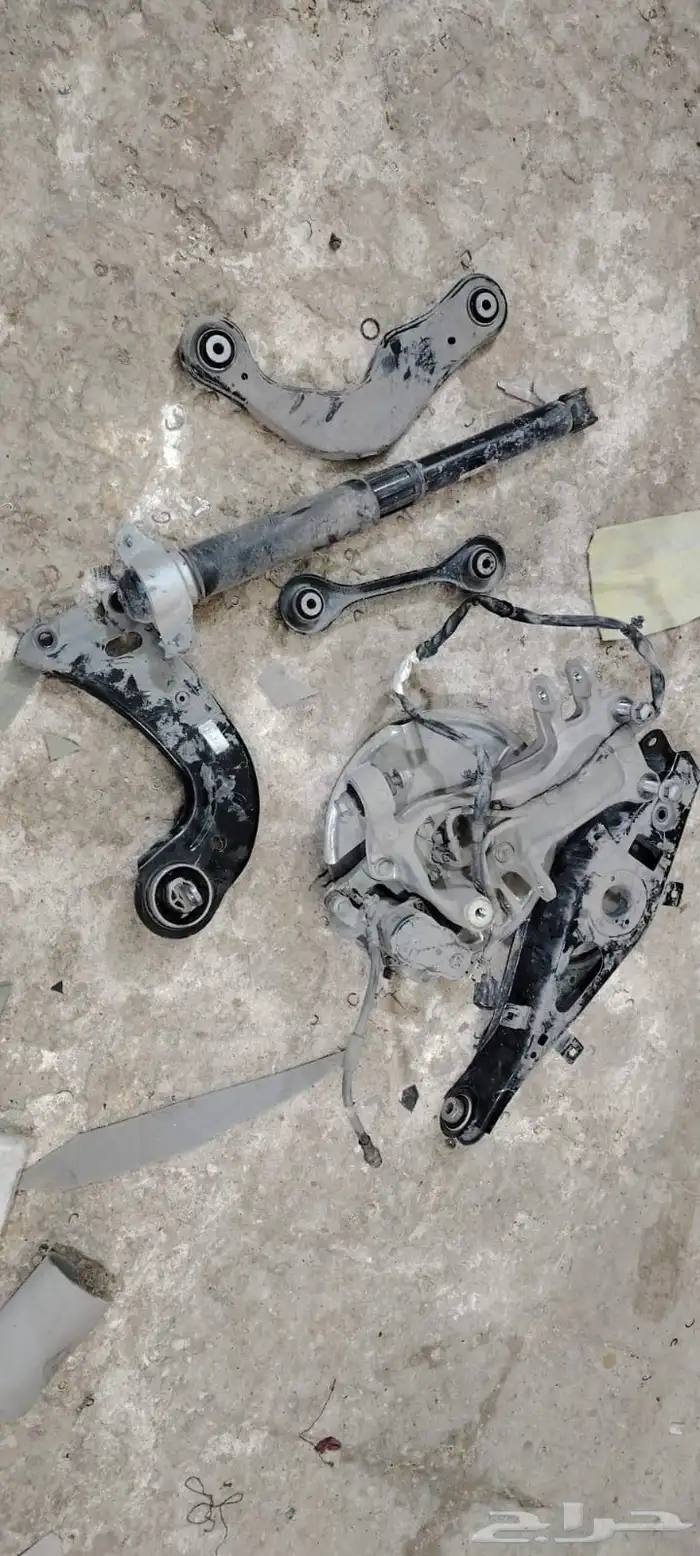 تورس 23 24 25 عفشات خلفيه قطع غيار 3