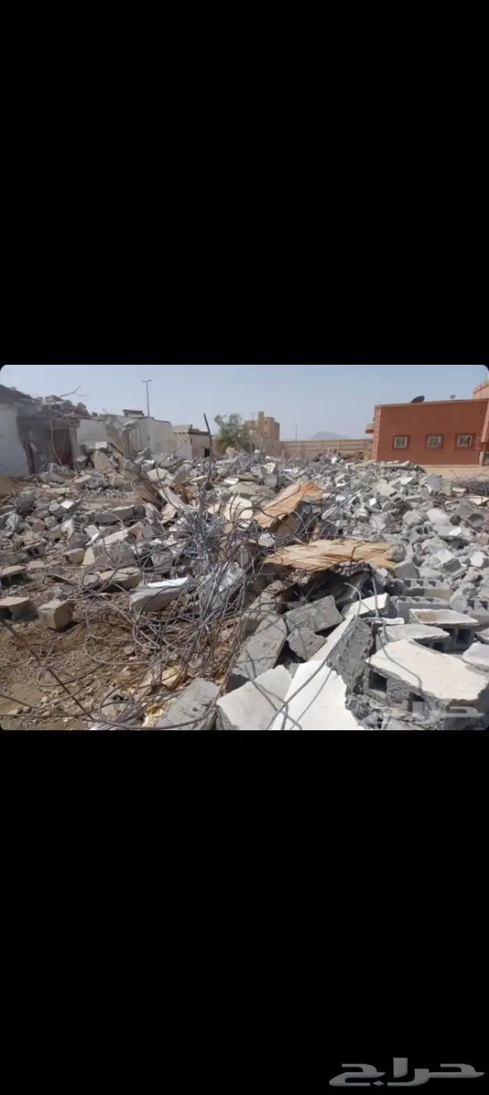 بوكلين هدم المباني 2