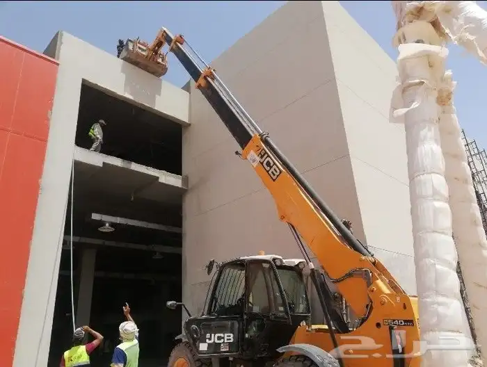 فوركلفت رافعه شوكيه ورافعه تلسكوبيه للإيجار يومي شهري مشاوير 1