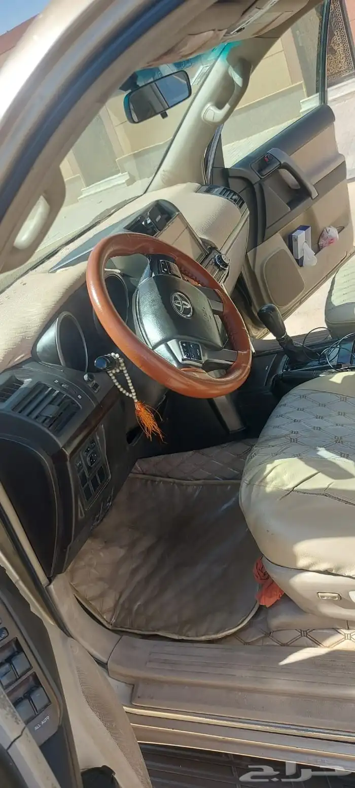 Toyota Prado automatic 2012 5