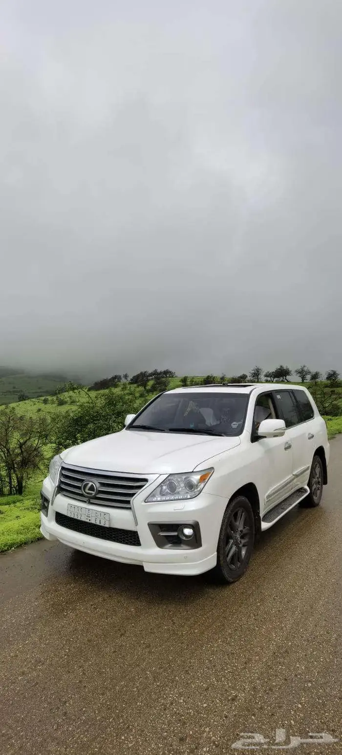 لكزس LX 570 موديل 2009 1