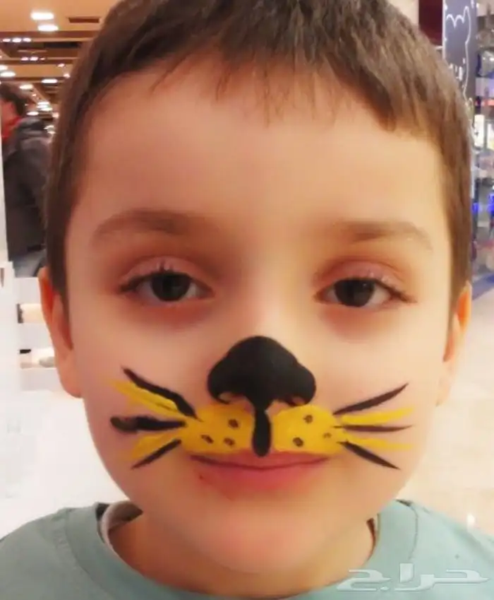 رسم الفرحه علي وجه الاطفال 14