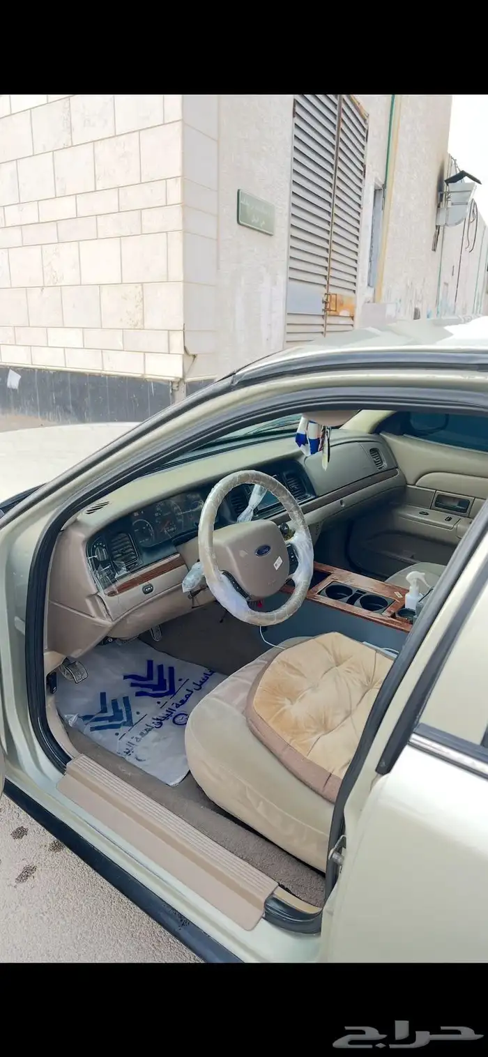 فورد فكتوريا مرشوش كامل 0