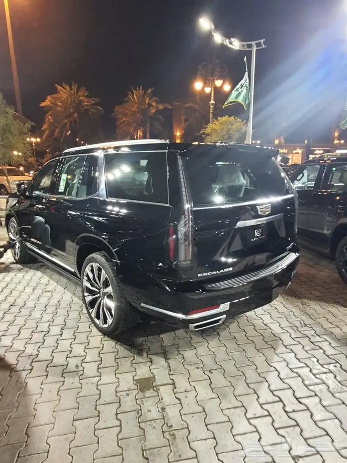 2025 ESCALADE PLATINUM 3