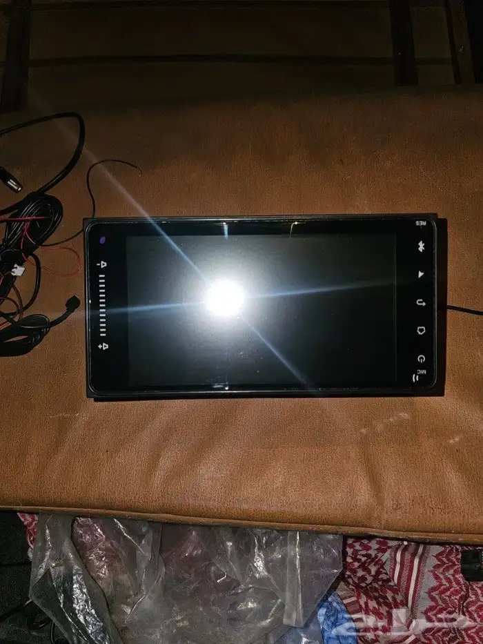 شاشة و حساسات خلفيه اسود و كاميرا خلفيه 1