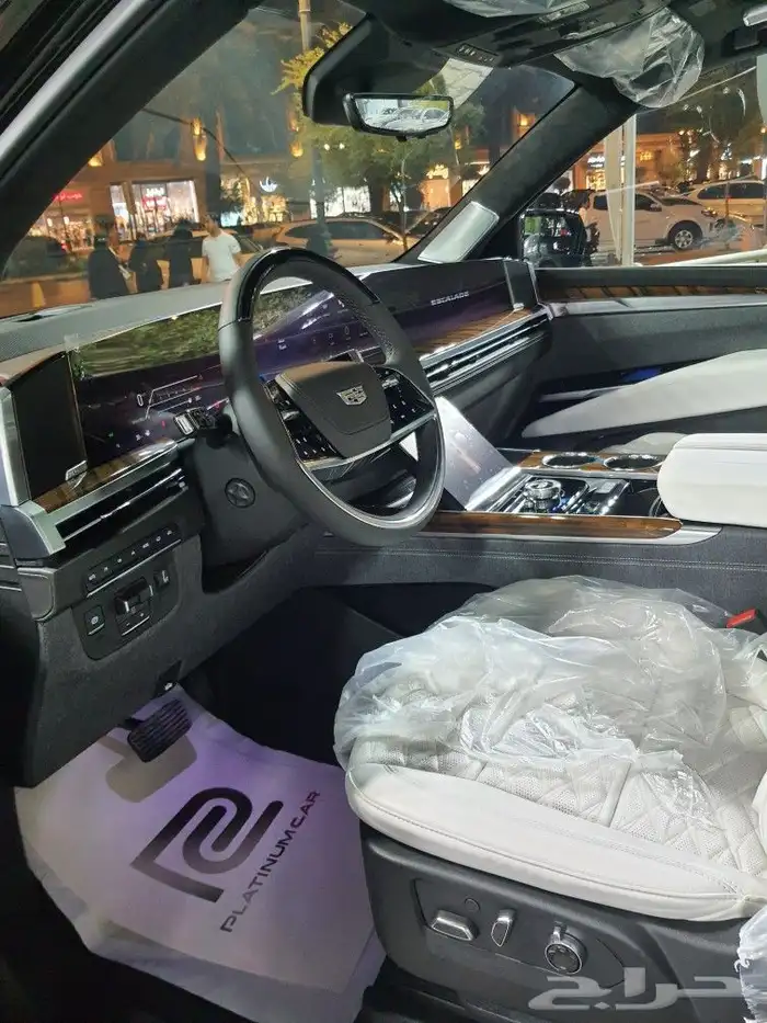 2025 ESCALADE PLATINUM 5