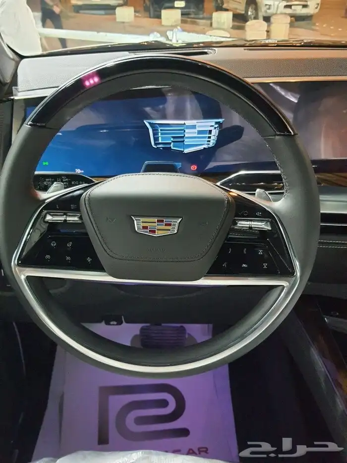 2025 ESCALADE PLATINUM 4
