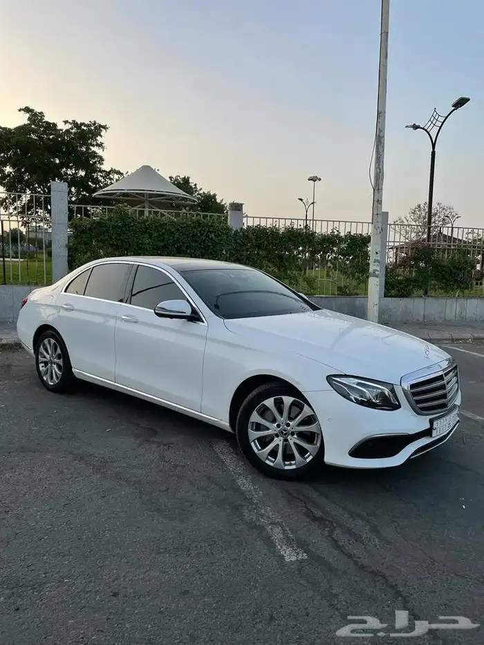 مرسيدس E300 2019 1