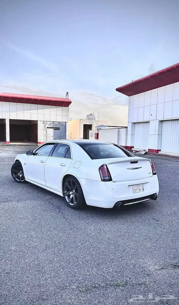 كرايسلر SRT 2014 ممشى الموتر 250 الف قابل لزياده 1