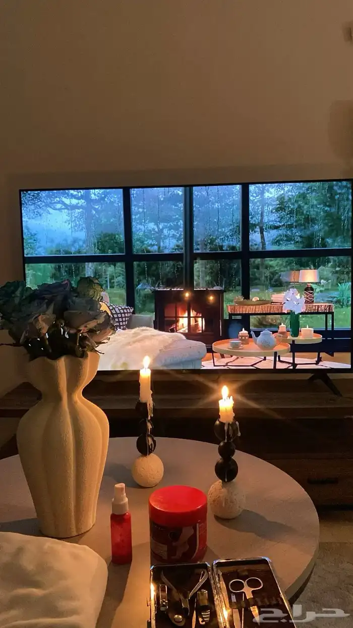 مصورة منتجات ومونتاج فيديوهات ومصممة جرافيك للتواصل خاص 5