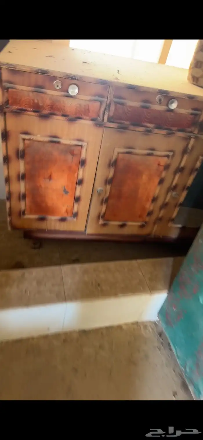 نومليه تراث و طاوله خشب للمطارح قديمه 3