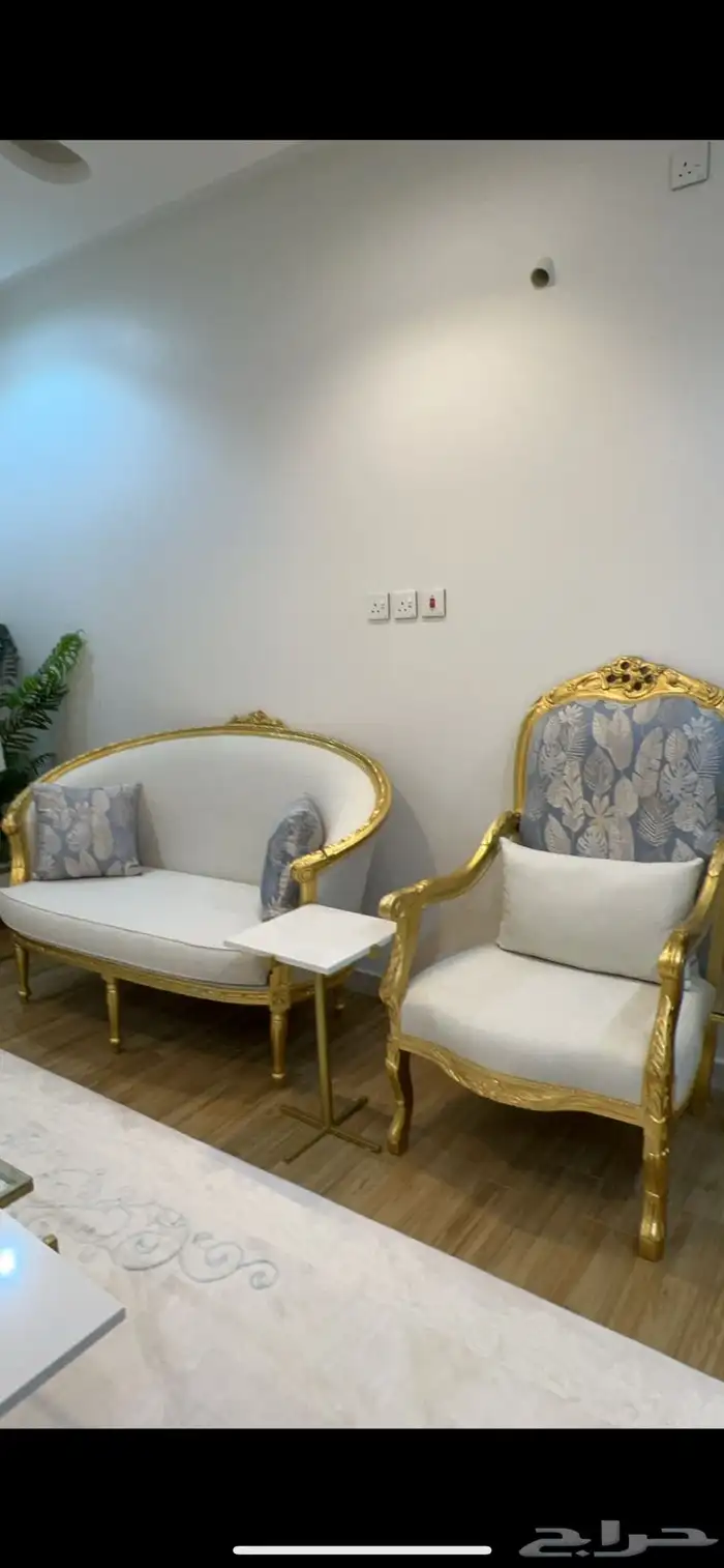 كنب كلاسيك 5 قطع 3