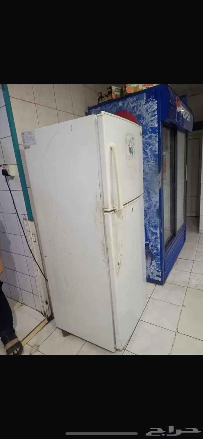 ثلاجة فريزل شغالات سبب البيع بعنى المحل 1